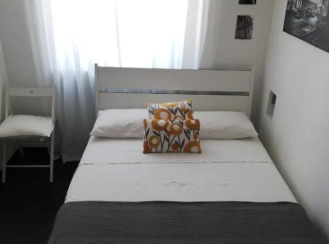 A Casa Di Ara Pensionat Milano