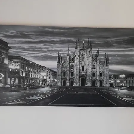 A Casa Di Ara 3* Milan